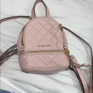Michael Kors Rhea mini pink backpack